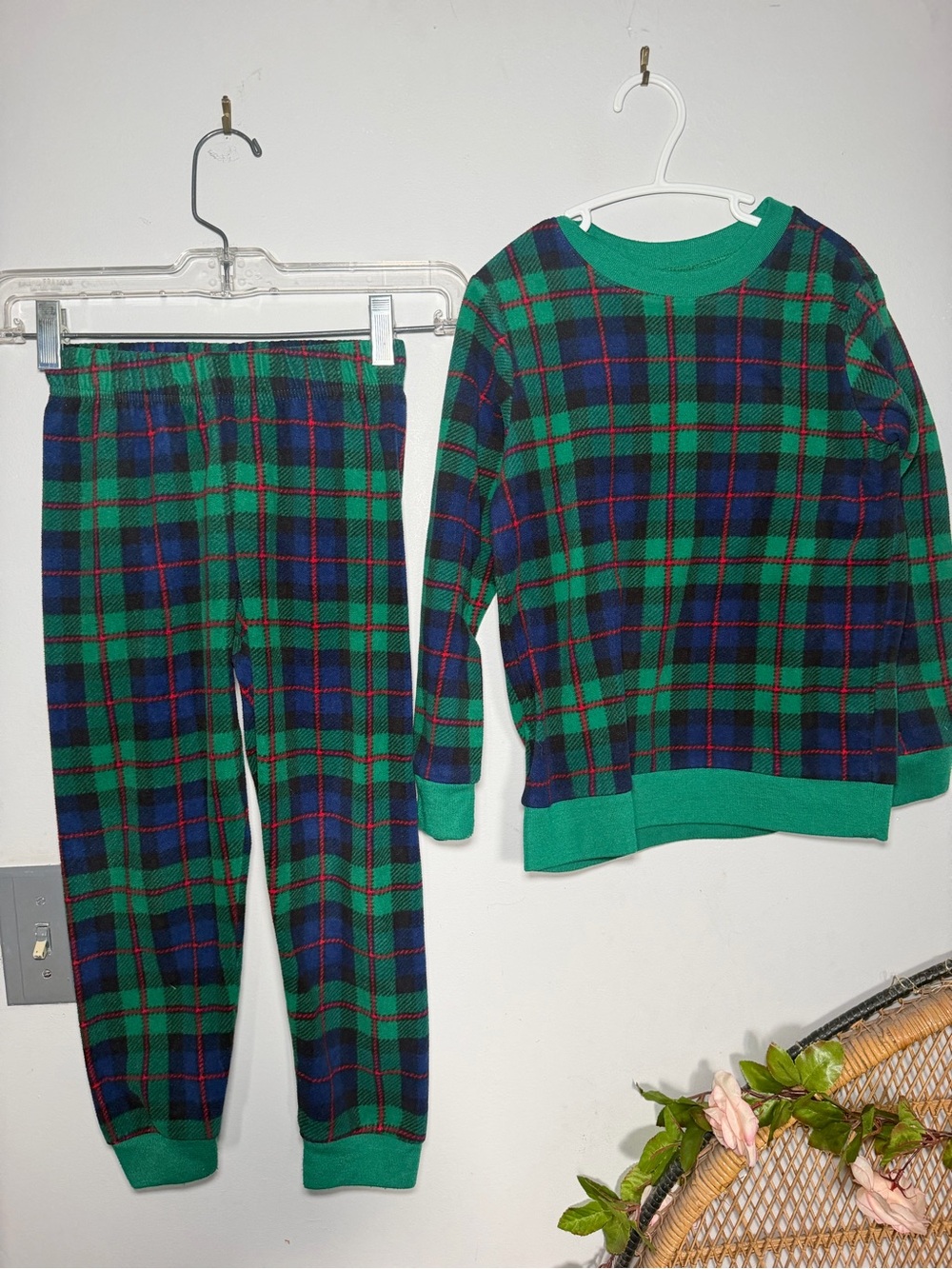 The Children's Place Green Navy Plaid Two-Piece Pajama Set